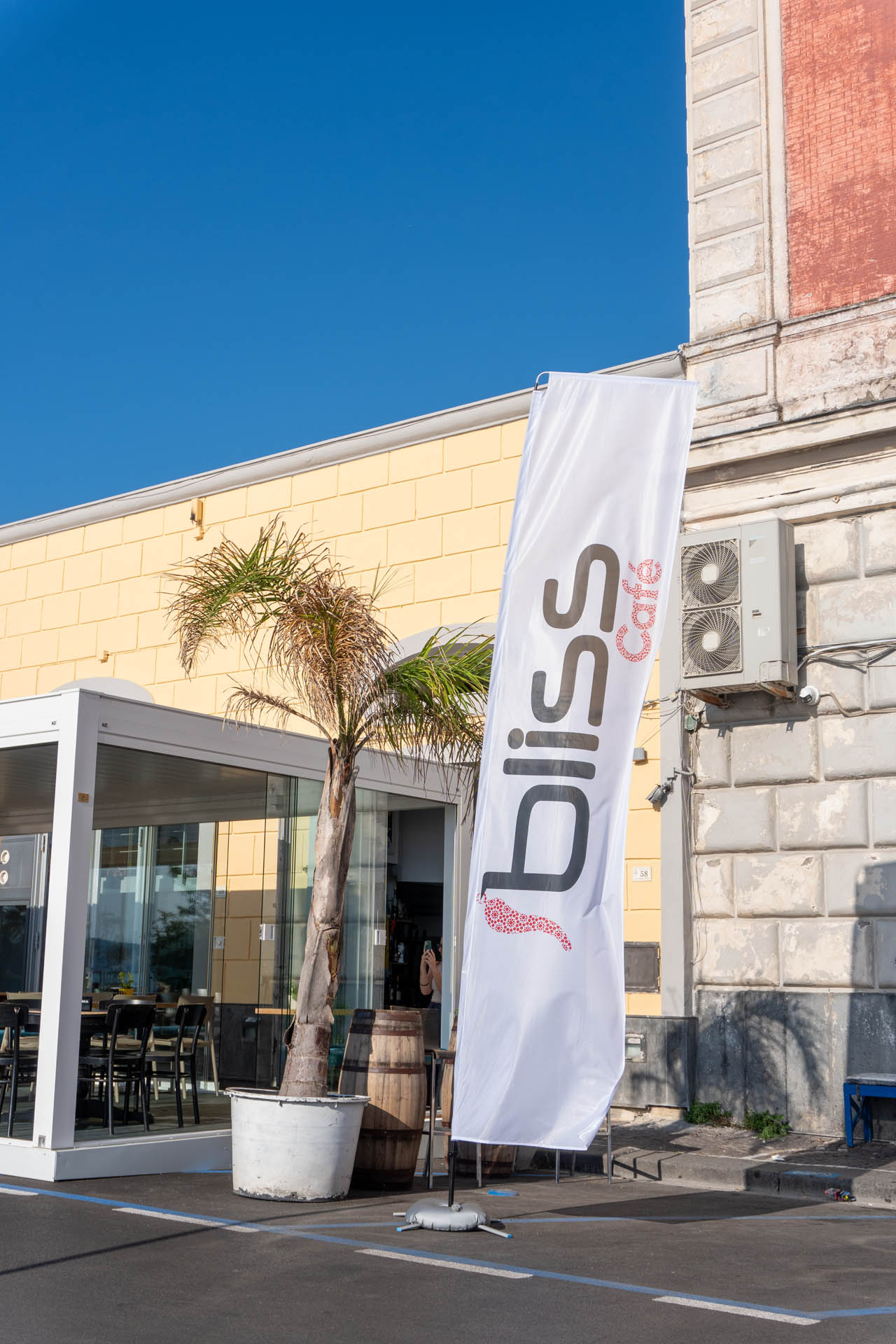 Bliss: una pergola bioclimatica affacciata sul mare